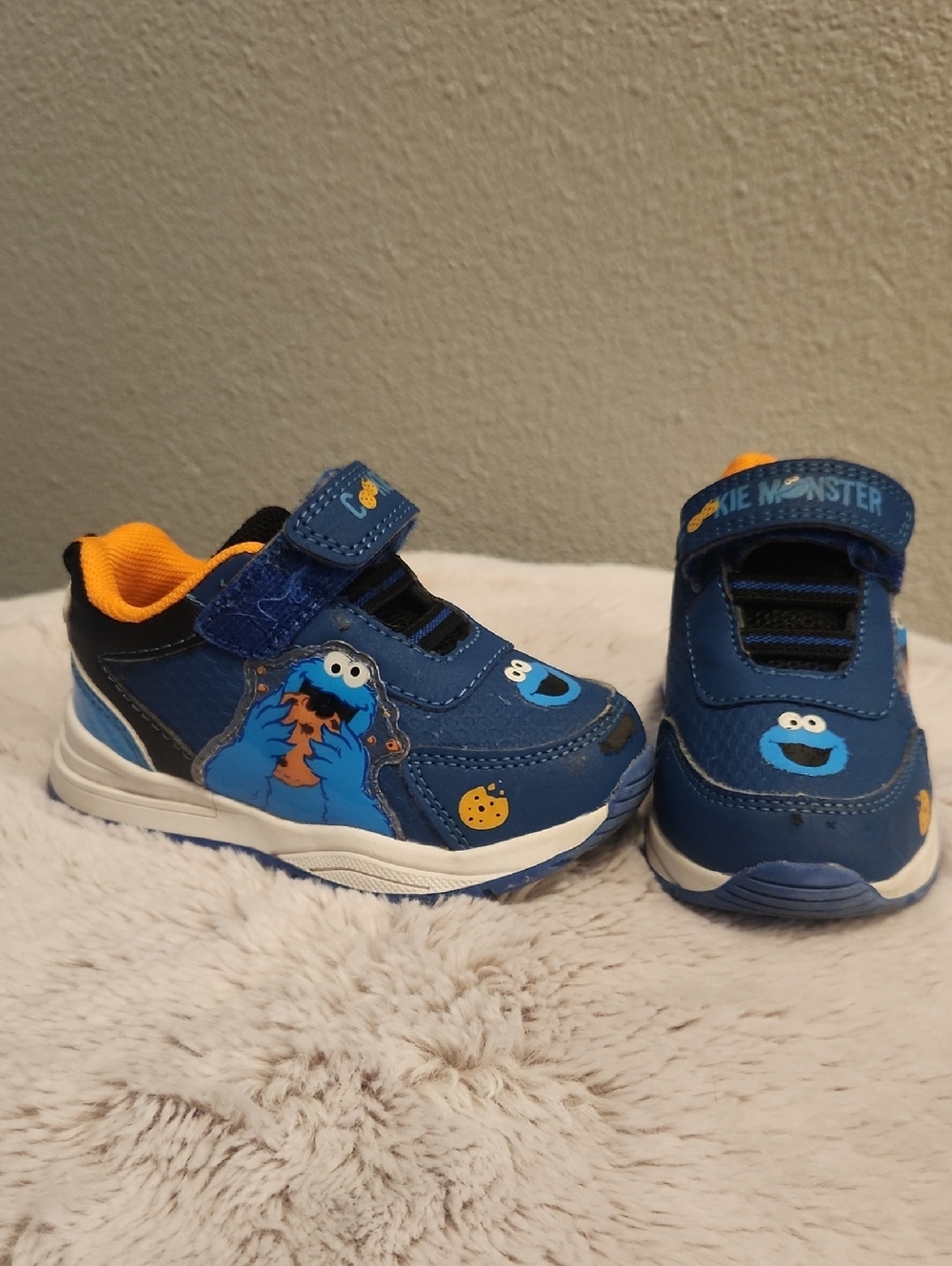 Kids' Blue Cookie Monster Athletic Shoes - Velcro Closure
